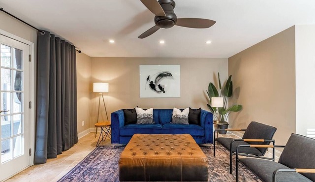 Gorgeous 3 Bed Ward Pkwy Home 25