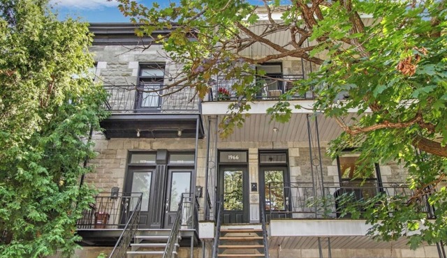 Gorgeous 3-bedroom apartment with WiFi in charming Montréal LE PLATEAU