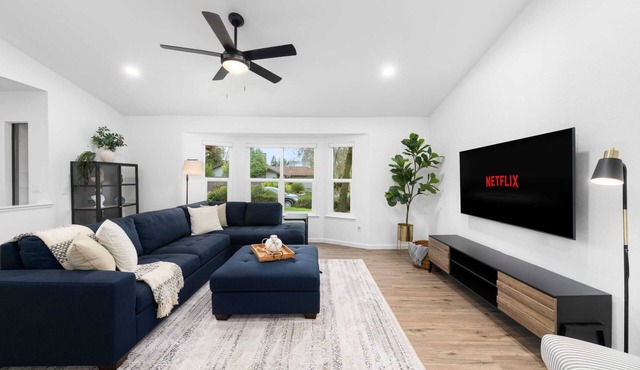 Gorgeous 3-bedroom house central to Sacramento