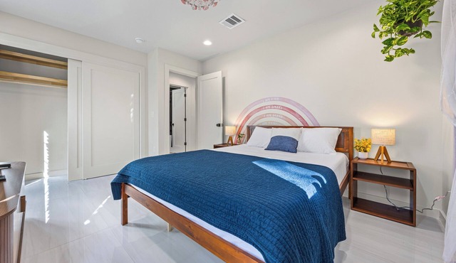 Gorgeous 3-bedroom house in charming Manchaca!