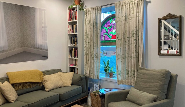 Gorgeous 3 bedroom in West-End Toronto, Close to U of Toronto, TMUn