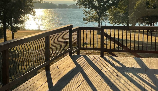 Gorgeous 3 story lake Texoma home on the water !