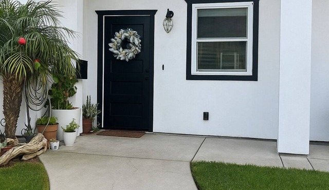 Gorgeous 3-bedroom house in adorable South San Francisco neighborhood