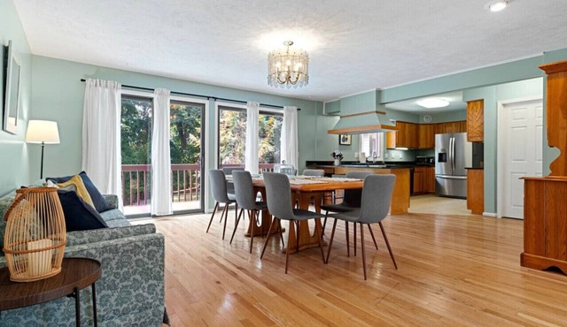 Gorgeous 3BDRM w/inground Pool! - NEW TO VRBO