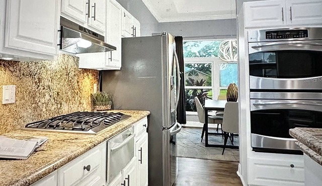 Gorgeous 4/3 pool home in Lake Mary FL a bedroom community of Orlando