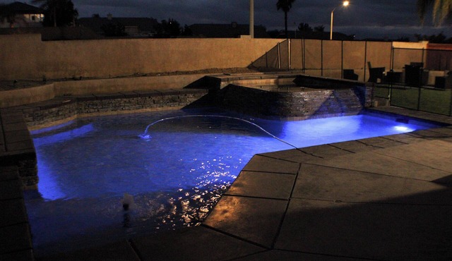 Gorgeous 4-bedroom house with PoolSpa and movie room