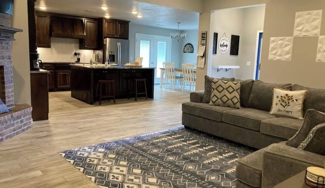 Gorgeous 4-bedroom house in serene Amarillo neighborhood
