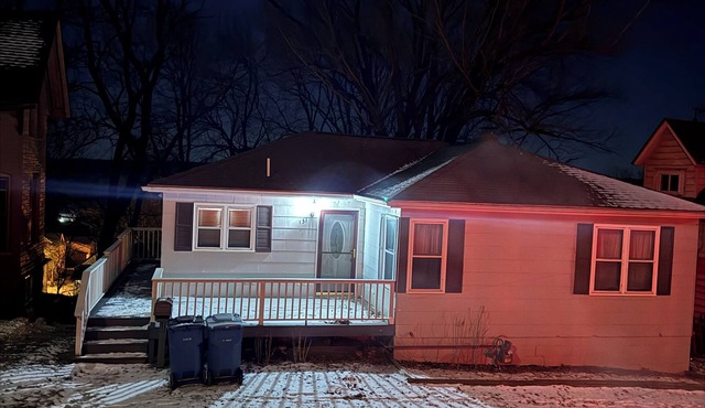Gorgeous 4-bedroom house with AC in charming Savanna