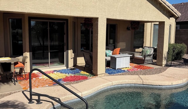 Gorgeous 4 bedroom, 2 bath house with heated pebble bottom pool on hole 6 !