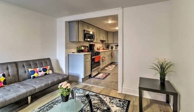 Gorgeous 4 BR on The Heights