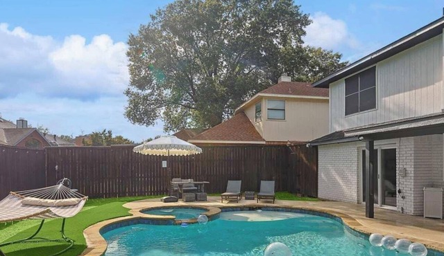Gorgeous 4BD 2,5Bath Home 15min to DFW Int Airport