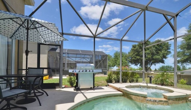 Gorgeous 5 Bdr~ Private Pool at Davenport