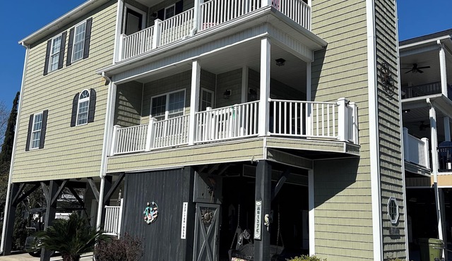 Gorgeous 5 bdrm OCEAN LAKES FAMILY CAMPGROUND