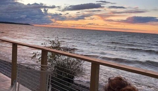 Gorgeous 5 bedroom lakefront home with huge yard and 300ft of beachfront