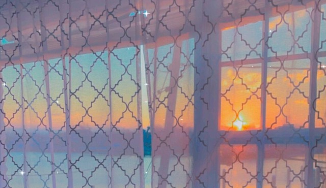 Gorgeous 5 bedroom Waterfront-10 mins from beach!