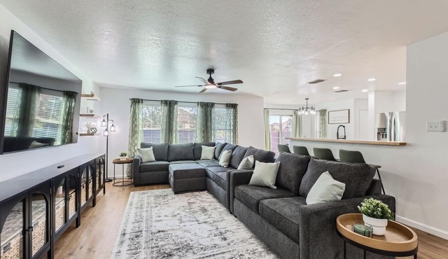 Gorgeous 5BR Gem w/Arcade Lackland BMT Seaworld