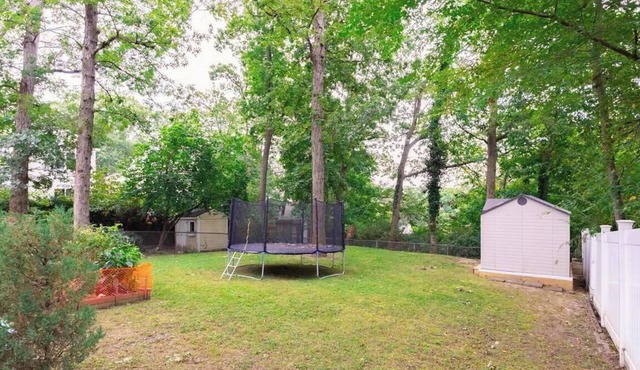 Gorgeous 6-bedroom house in friendly Arlington - Minutes to DCA