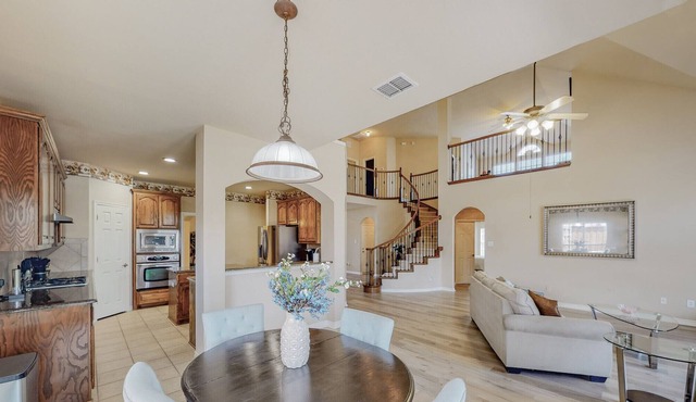 Gorgeous 6 Bedroom Plano Home