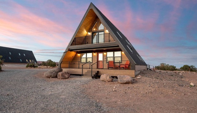 Gorgeous A-frame Settled in the Middle of the Desert inTorrey, Utah
