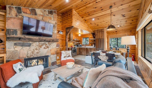 Gorgeous Alta Ski Area Home. Kitchen Completely Remodeled in 2023!