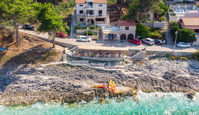 Gorgeous apartment in Prigradica