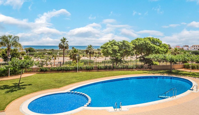 Gorgeous apartment in Cabanes with swimming pool