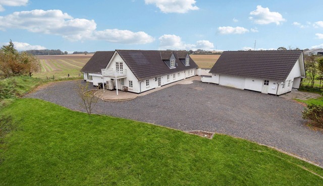 Gorgeous apartment in Gandrup with WiFi