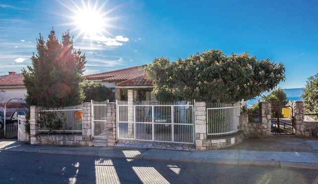 Gorgeous apartment in Kostrena with WiFi