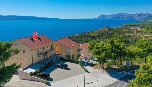 Gorgeous apartment in Krvavica with WiFi