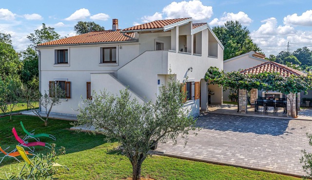 Gorgeous apartment in Medulin