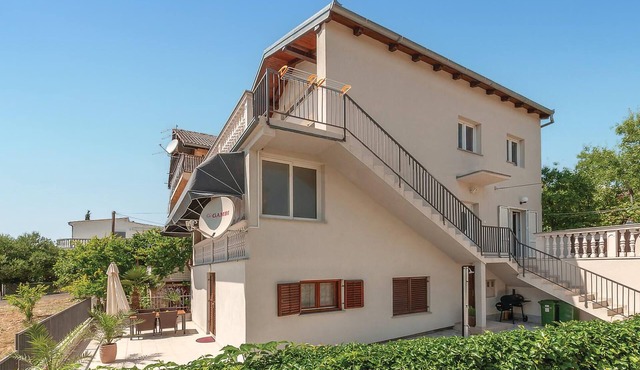 Gorgeous apartment in Pirovac with WiFi