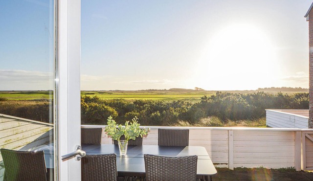 Gorgeous apartment in Rømø with sauna