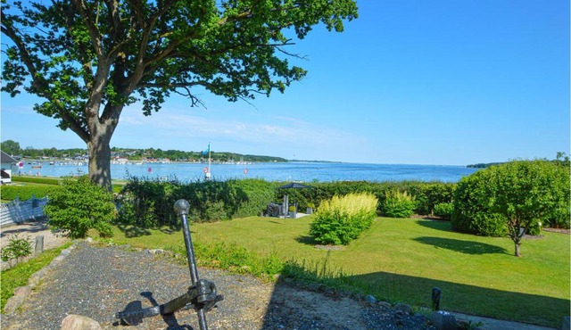 Gorgeous Apartment In Rødekro With Wifi