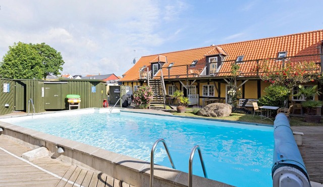 Gorgeous apartment in Svaneke with WiFi