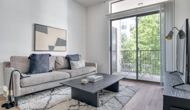 Gorgeous Arboretum 1BR w/Gym, Pool & W/D, nr restaurants, by Blueground