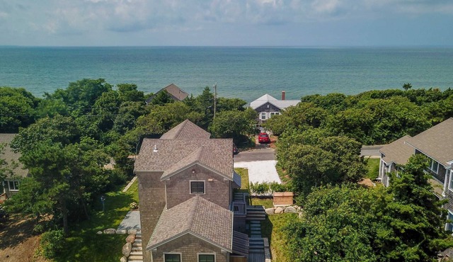 Gorgeous Architectural Home w/Water Views!