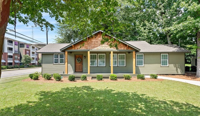 Gorgeous Auburn Getaway! BRAND NEW 3Bed/3Bath