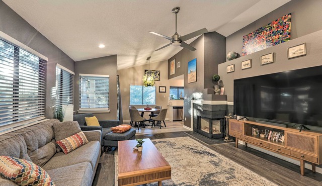 Gorgeous Austin Getaway w/Fire Pit ~ 8 Mi to Dtwn