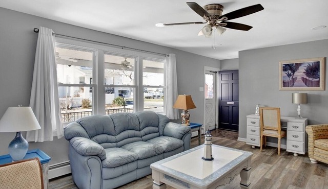 🏝Gorgeous Bay View Rental🏝 “Close to the Beach”