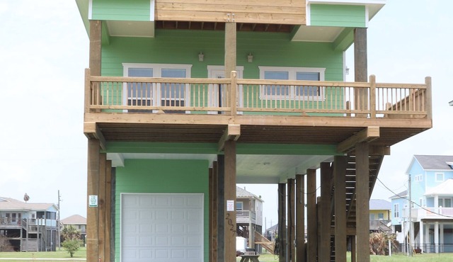 Gorgeous Beach View - 2nd Street back - 4/3 2 Story