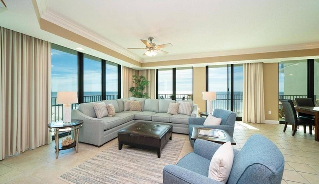 Gorgeous Beachfront Condo! 3BR/3.5BA in Phoenix 9