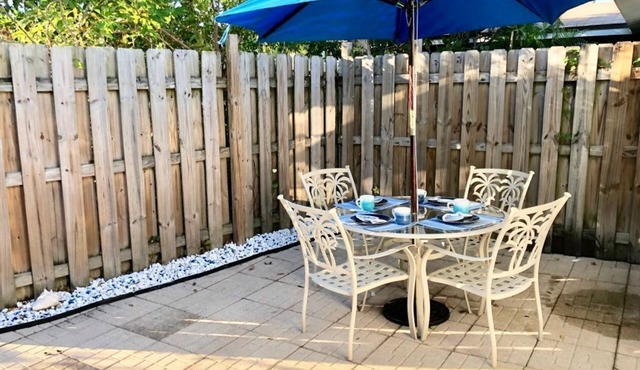 Gorgeous Beachy Chic Condo in Key Biscayne, FL