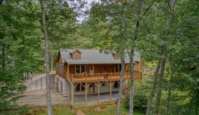 Gorgeous Cabin - Mountain Views - Outdoor firepit