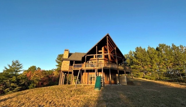 Gorgeous Cabin Private Retreat on 15 acres