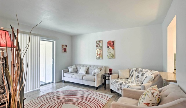 Gorgeous Cape Coral Duplex Home w/Modern Interior