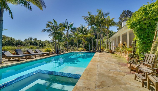 Gorgeous Carpinteria Home: Pool, Spa, Fireplaces!