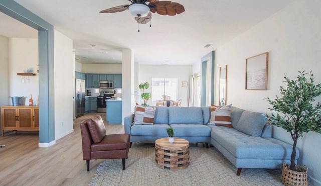 Gorgeous & Comfy Family Getaway ~ Games ~ Backyard