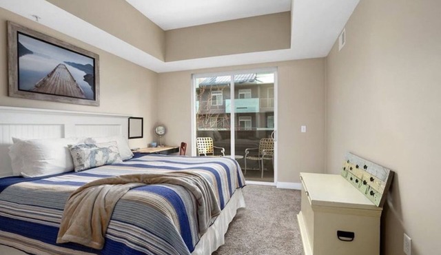 Gorgeous Condo in the heart of Grand Haven