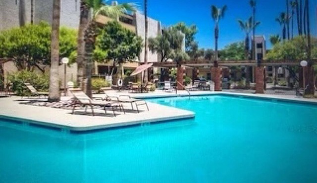 Gorgeous Condo in the heart of Old Town Scottsdale