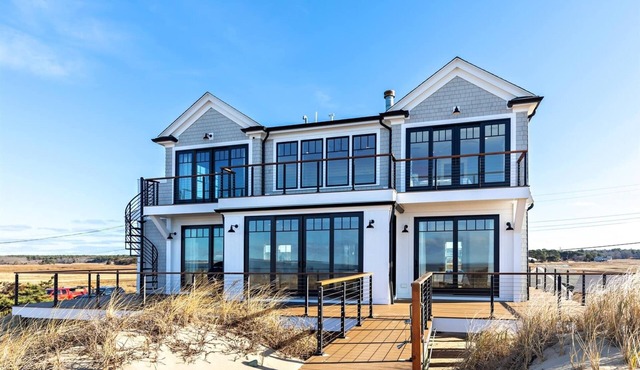Gorgeous, Contemporary Waterfront Home on Sunken Meadow Beach in Eastham